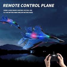Remote Control Wireless Airplane Toy (لعبة طائرة لاسلكية بالتحكم عن بعد)